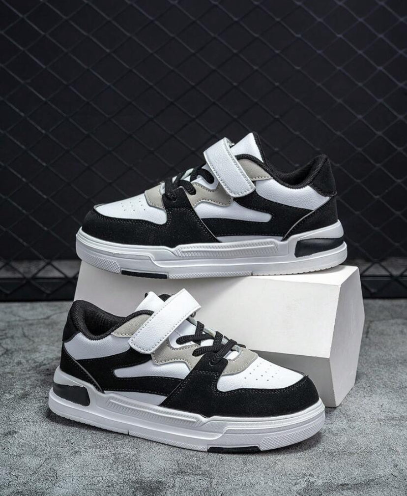 Children's & Teen's Fashionable Black & White Sport Shoes For Spring And Autumn With Slip-Resistant Sole-Adjustable Strap-Campus Shoes And Suitable For Daily Wear