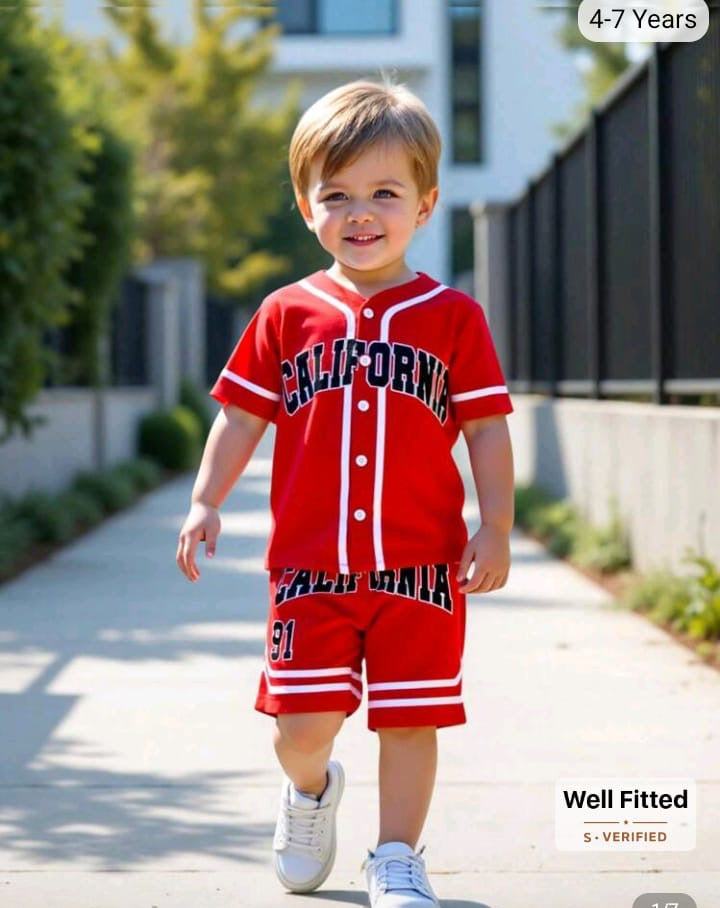 SHEIN 2pcs Young Boy Sports Casual Cool Letter Print Short Sleeve Jacket And Shorts Set, Suitable For Summer Sports, School Scenes Summer Holiday