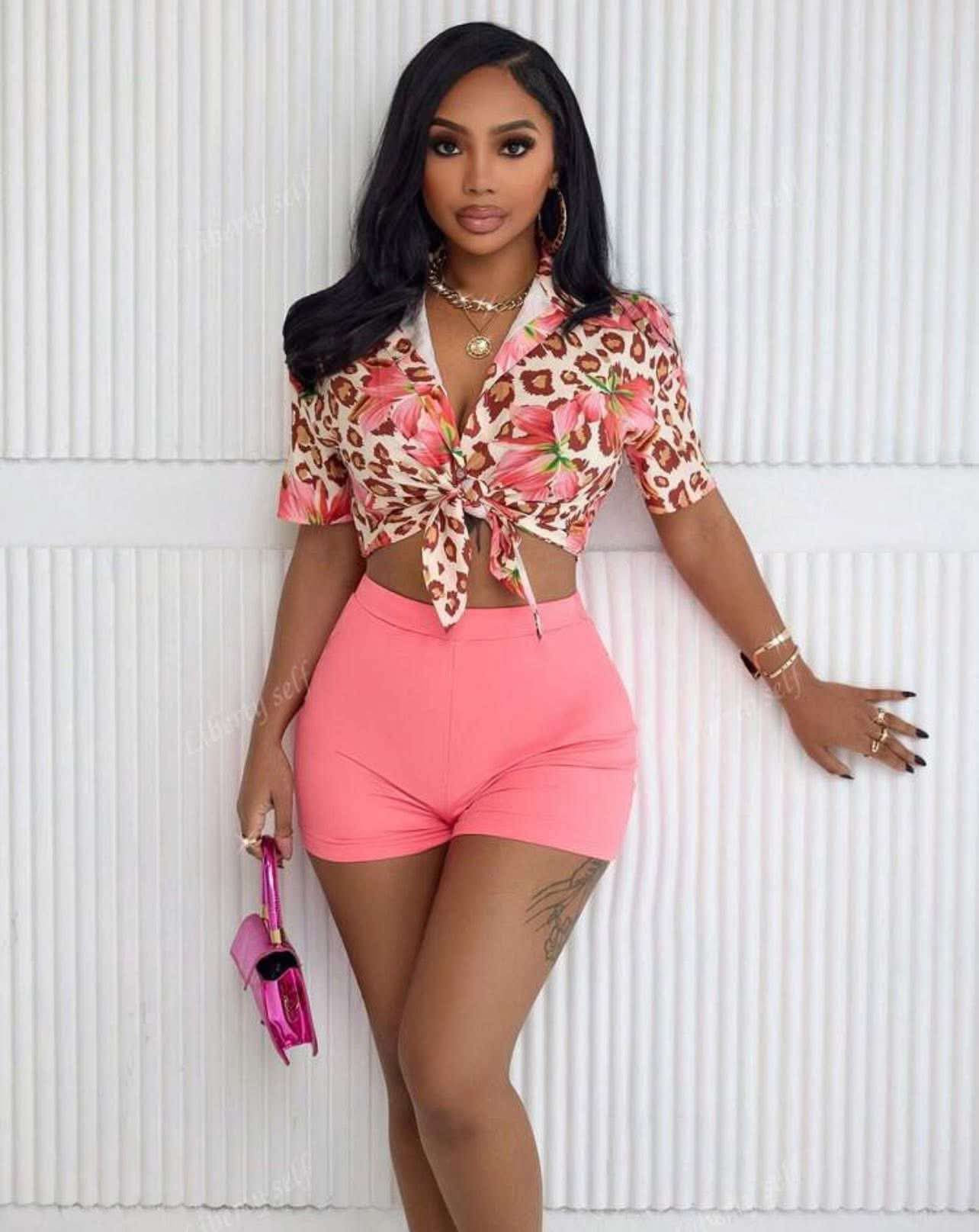 Women's Casual Leopard Flower Print Tie Short Blouse And Motorcycle Shorts Set Two-Piece Set ,Concert Outfit Women(Random Print)