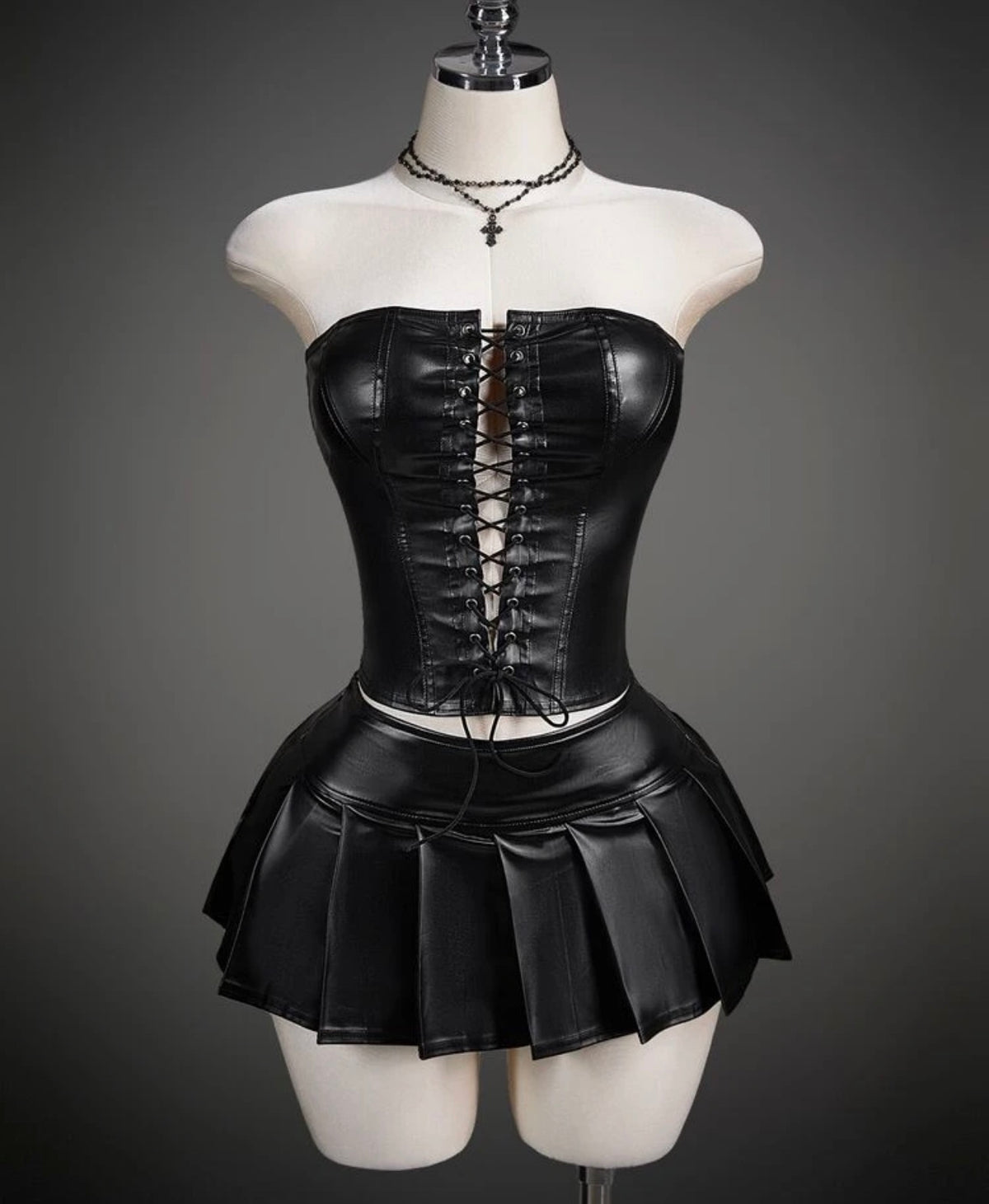 SHEIN ICON Y2k Women's Black Goth Coachella Concer Club Night Out Gyaru PU Leather Eyelet Lace-Up Bandeau Top And Pleated Mini Skirt Sexy 2 Pieces Set,Autumn