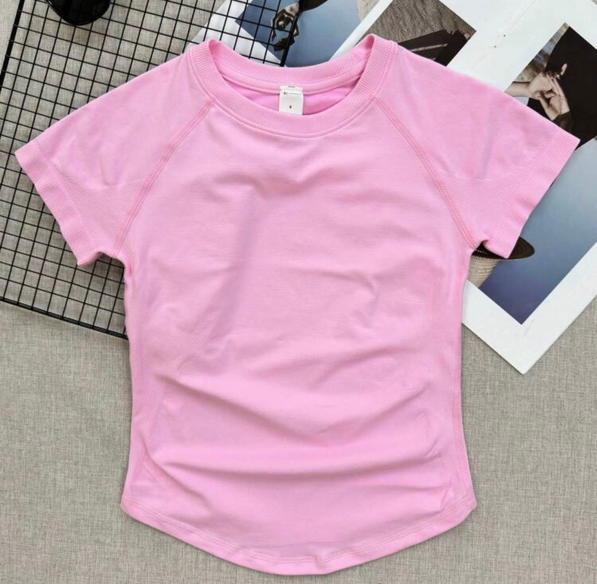 Women's Short Sleeve Sports Top, Running Workout T-Shirt, Summer Short Sleeve Round Neck Elastic Fitness Yoga Top Pink