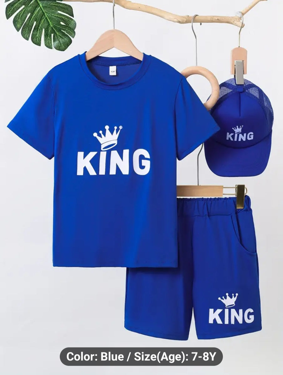 2-Piece Boys' Casual KING Letter Print Short Sleeve T-Shirt, Shorts, and Cap Set - Lightweight, Comfortable, and Cool Summer Outfit