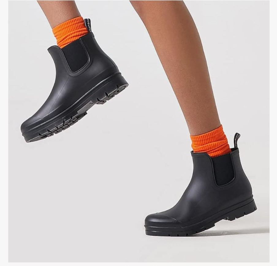 planone Short rain boots for women waterproof garden shoes anti-slipping chelsea rainboots for ladies comfortable insoles stylish light ankle rain shoes matte outdoor work shoes