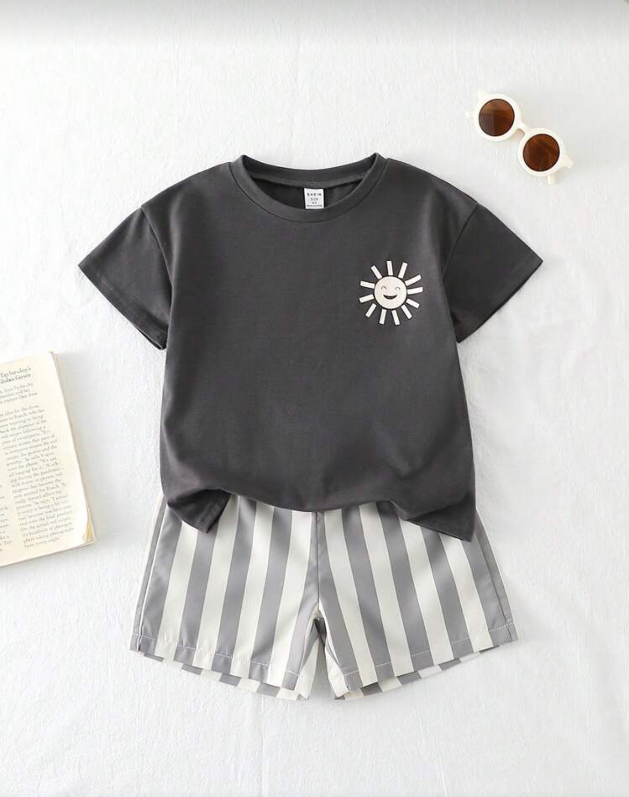 Playful Pals 2pcs Toddler Boys' Casual Loose Graphic Print Round Neck T-Shirt And Striped Print Shorts Set, Comfortable And Versatile For Spring/Summer Outdoor Play And Daily Wear Summer Holiday