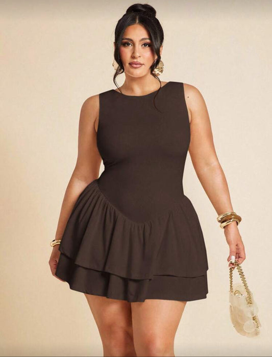 SHEIN BAE Plus Size Women's Spring And Fall Base Solid White Sleeveless Tight Pleated Slim Elegant Mini Double Layer Ruffle Women's Jumpsuit Women's Dress, Valentine's Day Jumpsuit, Daily Jumpsuit, Elegant Jumpsuit/ Plus Size Brown Dress/ Plus Size Cockta