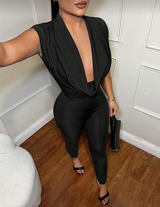 SHEIN SXY Sexy Black Plunging Neckline Backless Bodysuit, Black One Piece Jumpsuit, Black Jumpsuit Women Elegant, Bodycon Jumpsuit,Fall ,Winter,Sexy Club Outfits For Women,Halloween, Sexy Jumpsuit, Sexy Black Outfits For Women