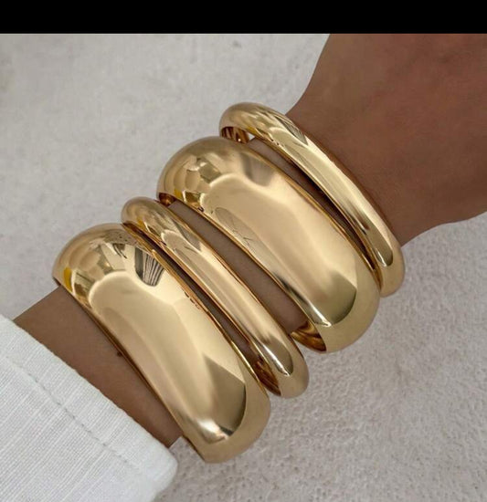 4pcs/Set Vintage Simple Punk Style Thick Bracelet, Suitable For Women, Eternal Beauty Cuff Bracelet, Jewelry Accessories Gift Set, Daily Outfit. Note: The Metal Surface May Have Minor Scratches.