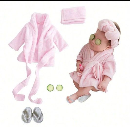 5PCS Newborn Photography Props Baby Girl Bathrobes Bath Towel Outfit With Slippers Cucumber Photo Props For Infant Boys Girls Baby Shower Easter Gift Things For Girls/Boys