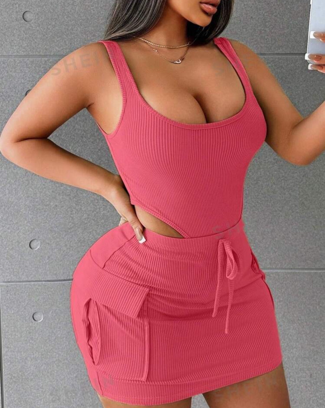 SHEIN Foxxy 2pcs Women High Neck Camisole Jumpsuit And Fitted Cargo Pocket Pencil Skirt Set