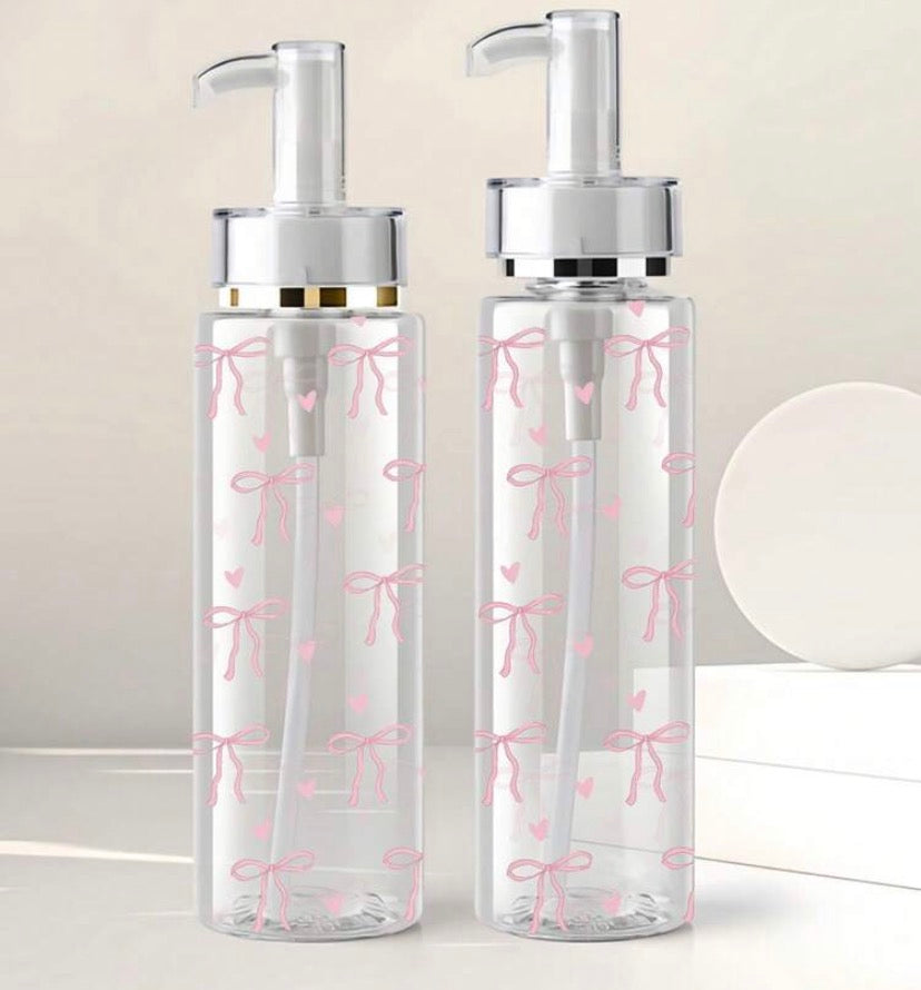 100ml/120ml/150ml/200ml Transparent Acrylic Pump Bottle With Bow Decor, Suitable For Water-Based Lotions, Cosmetics And Toners, Made Of Clear Plastic, Ideal For Travel And Business Use, Can Be Used To Fill Lotion Dispenser Bottles.