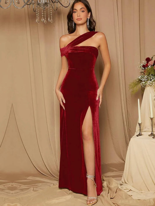SHEIN Belle Burgundy Red Asymmetrical Shoulder Split Thigh Velvet Bridesmaid Dress