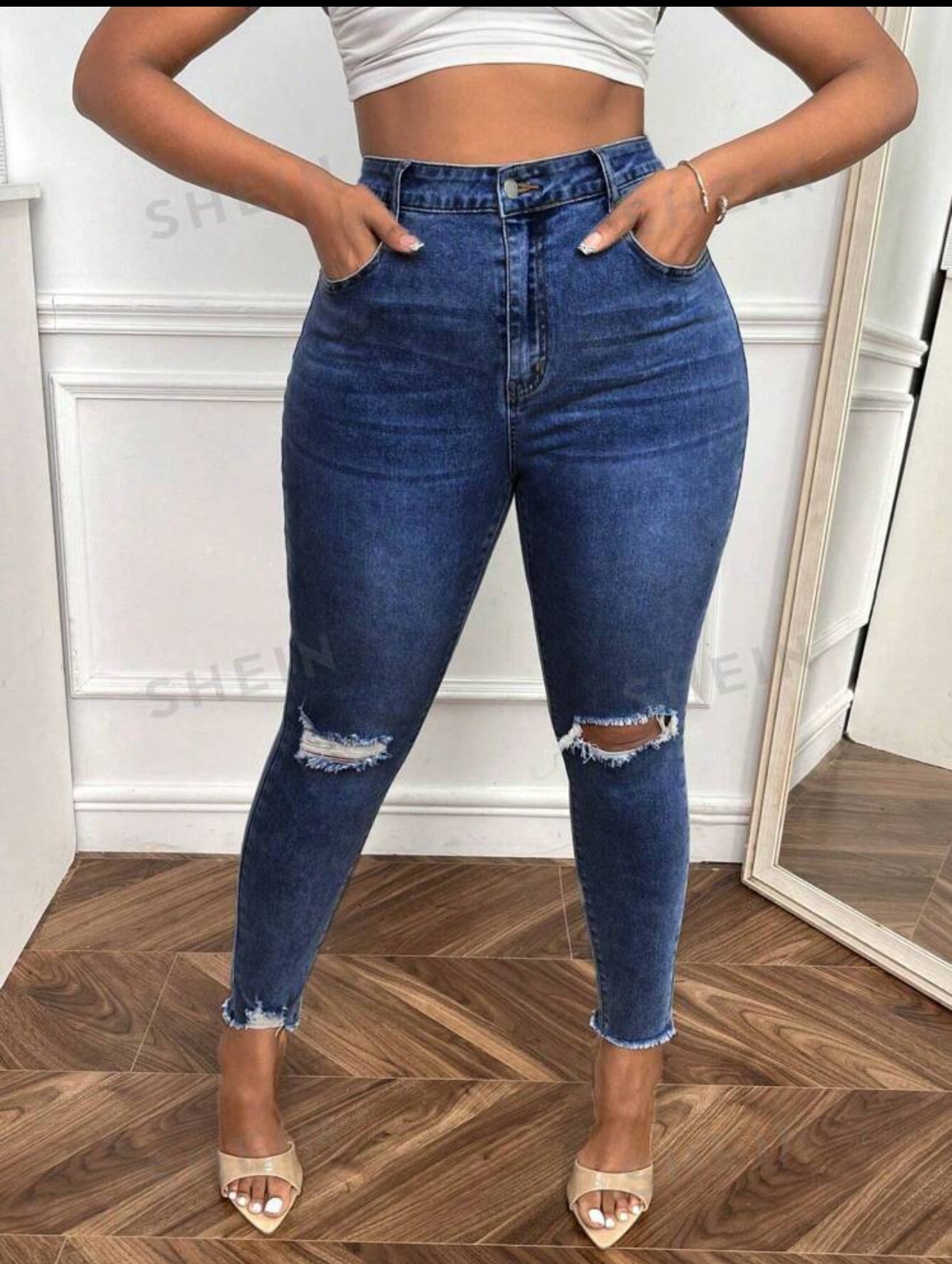 Plus Size Women's Distressed Skinny Casual Jeans With Pockets