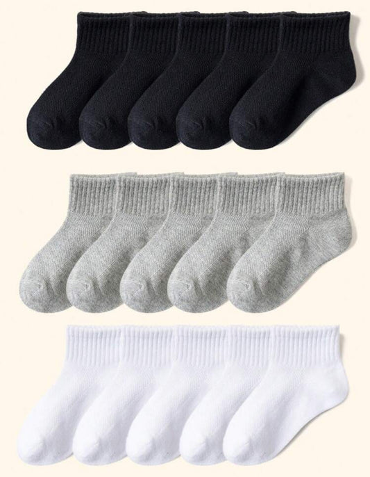 15 pairs socks