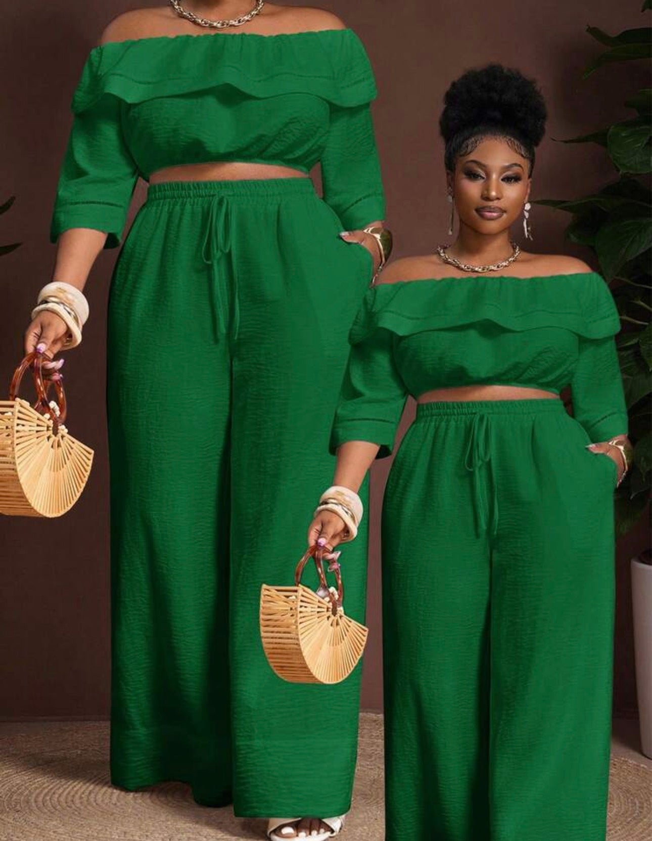 Veslaya 2025 New Spring/Summer Beach/Outdoor Leisure/Music Festival/Retro Western Resort/Casual Resort/-Tourism/City Resort Loose White Bamboo Texture Off-Shoulder Ruffle Half Sleeve Crop Top With Elastic Waist Drawstring And Pockets, Paired With Wide Leg